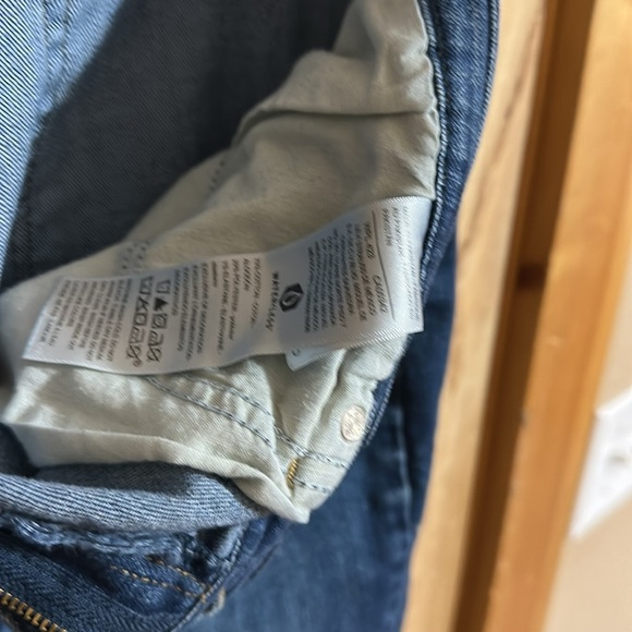 Signature Levi’s Mid Rise Bootcut Women’s Classic Blue Women's Jeans - Picture 5 of 5